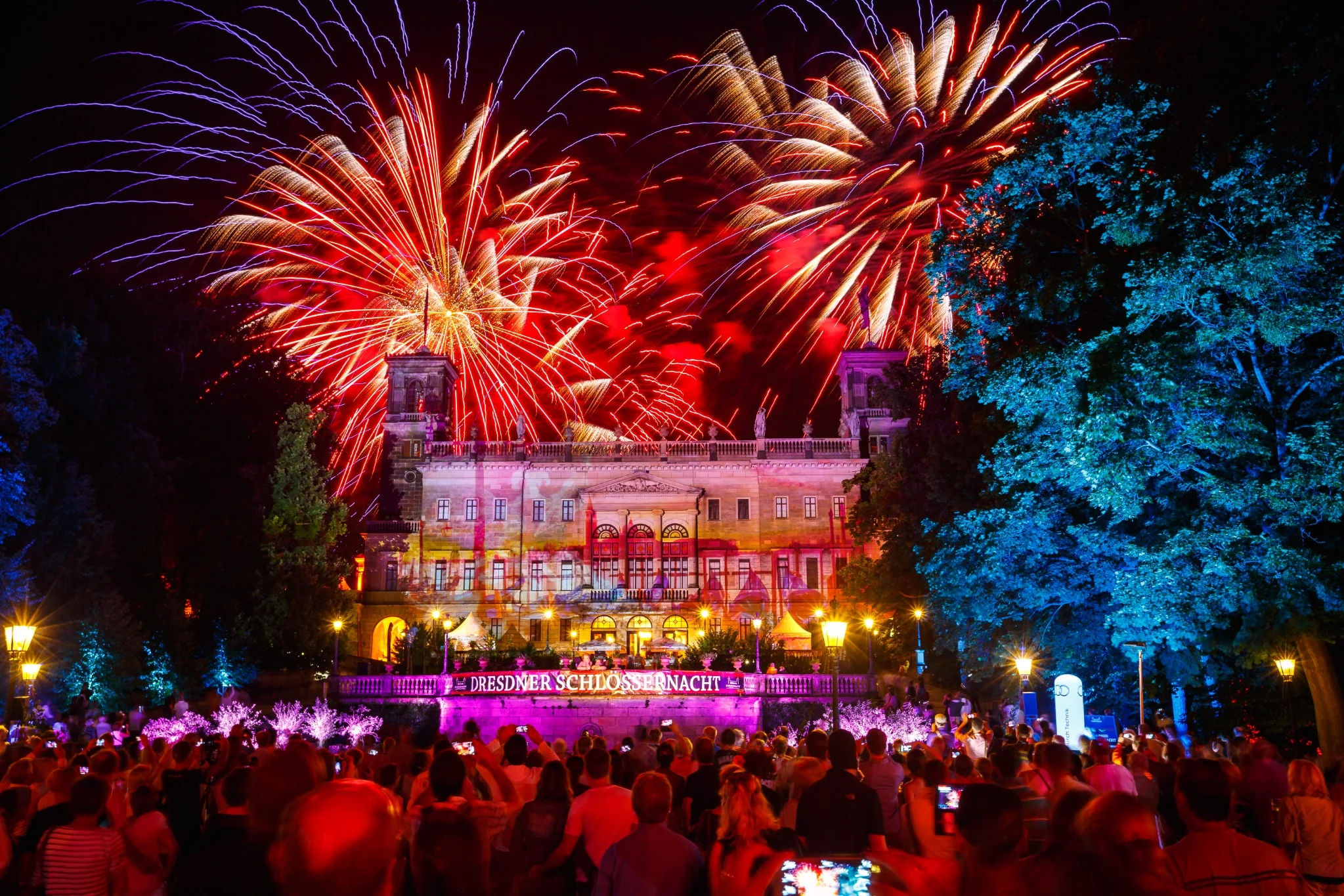 Feuerwerk über der Dresdner Schlössernacht mit Publikum